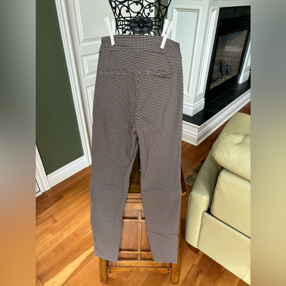 RW&Co, Cambridge Grace, jagging, women’s size, M, in burgundy, black & tan check - Picture 2 of 4